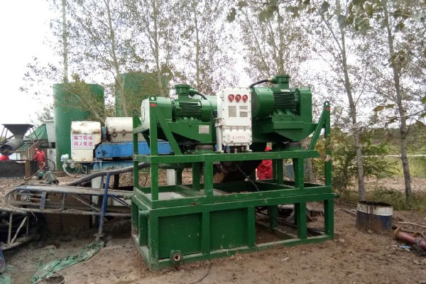 含油泥處理方法的溶劑萃取法