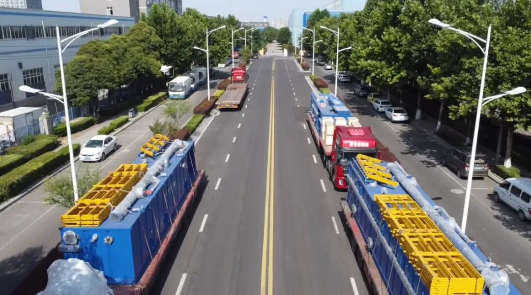 550修井機固控系統(tǒng)發(fā)往利比亞項目現(xiàn)場