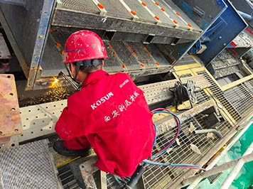 西安科迅(KOSUN)成功交付國內某湖泊清淤項目振動篩篩網托架改造工程 西安科迅(KOSUN)成功交付國內某湖泊清淤項目振動篩篩網托架改造工程